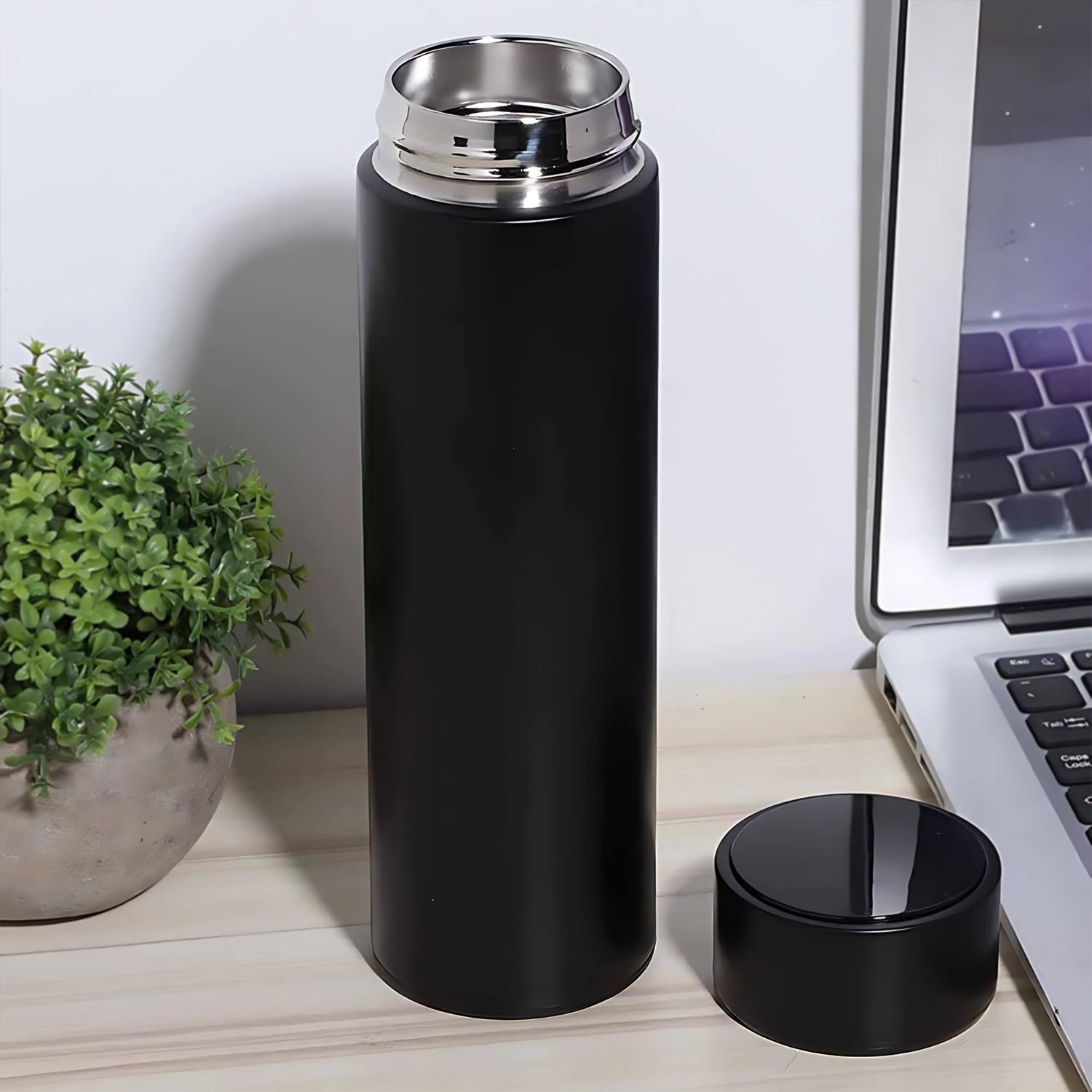 Vacuum Insulated Water Bottle – LED Temp Display 500ML