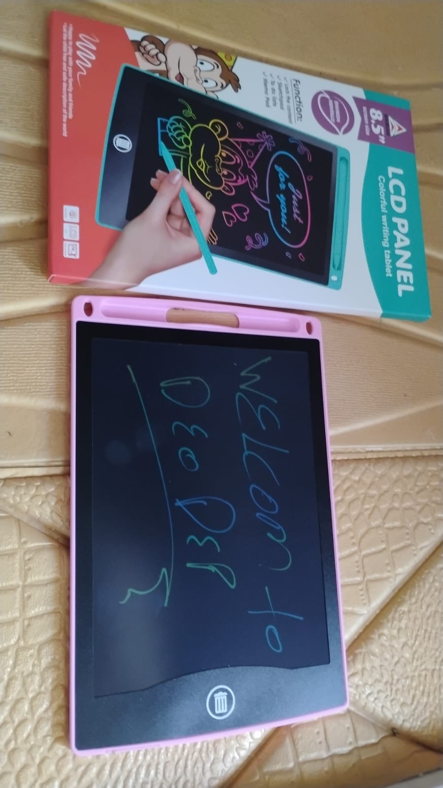 8.5 Inch Portable LCD Writing Tablet for Kids – Dollamis