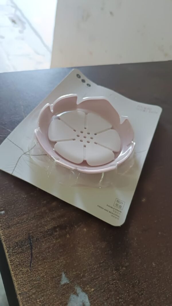 Plastic Soap Dish – Self-Draining Floral Design | VelvetBubbles