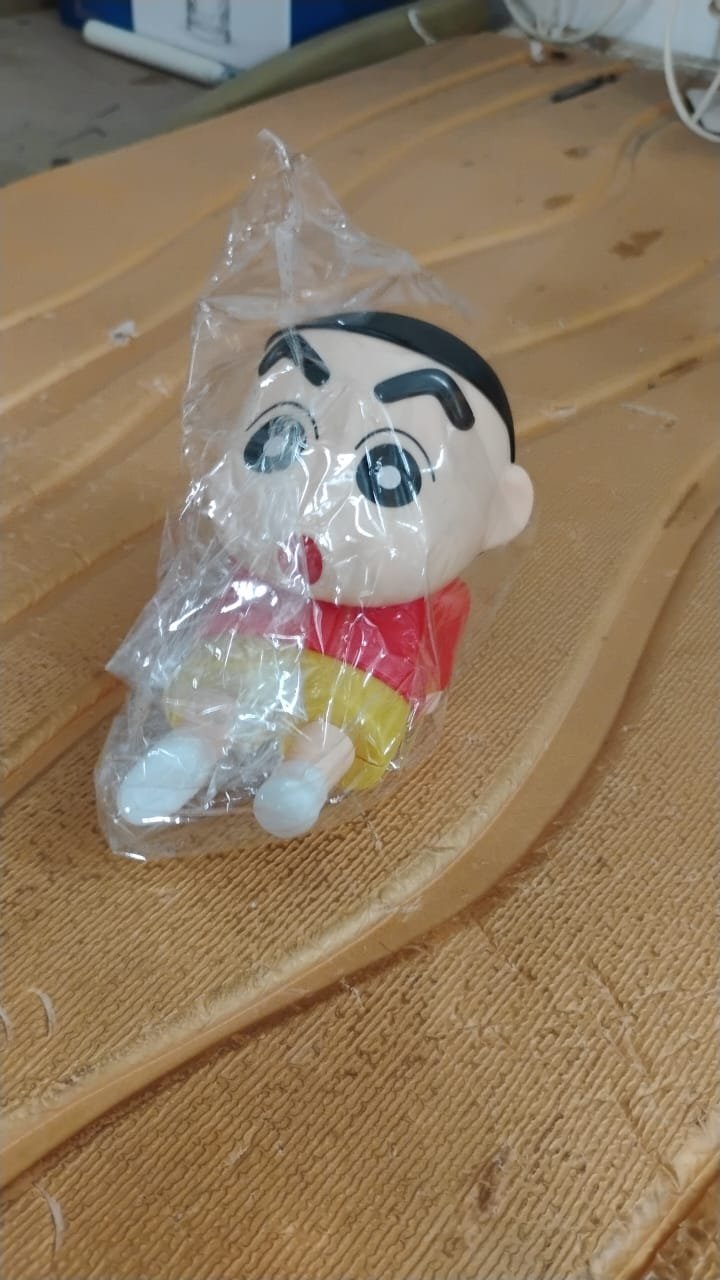 Shinchan Figurine – Cute Sitting Cartoon Collectible