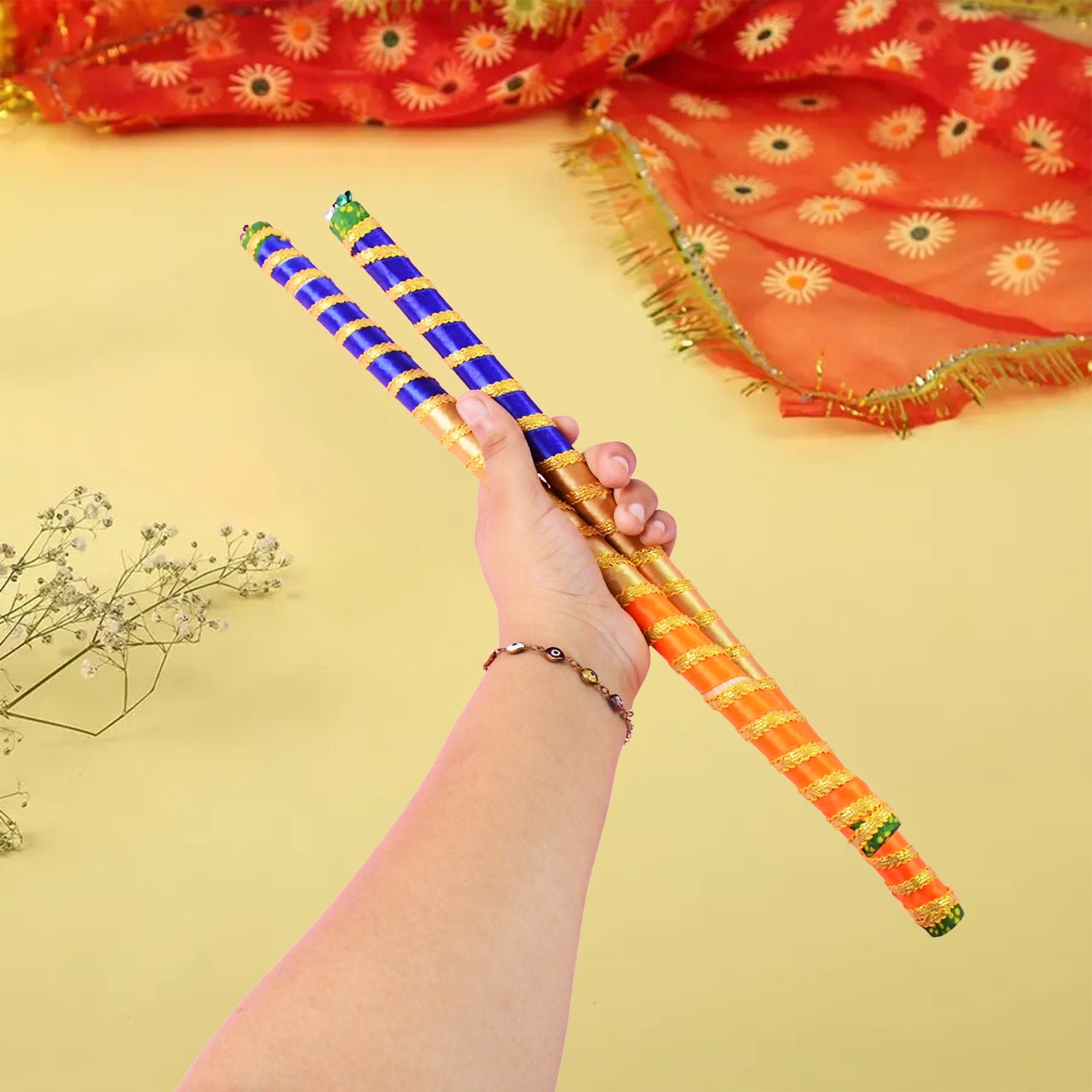 Decorative Dandiya Sticks – Colorful Pair for Navratri Garba