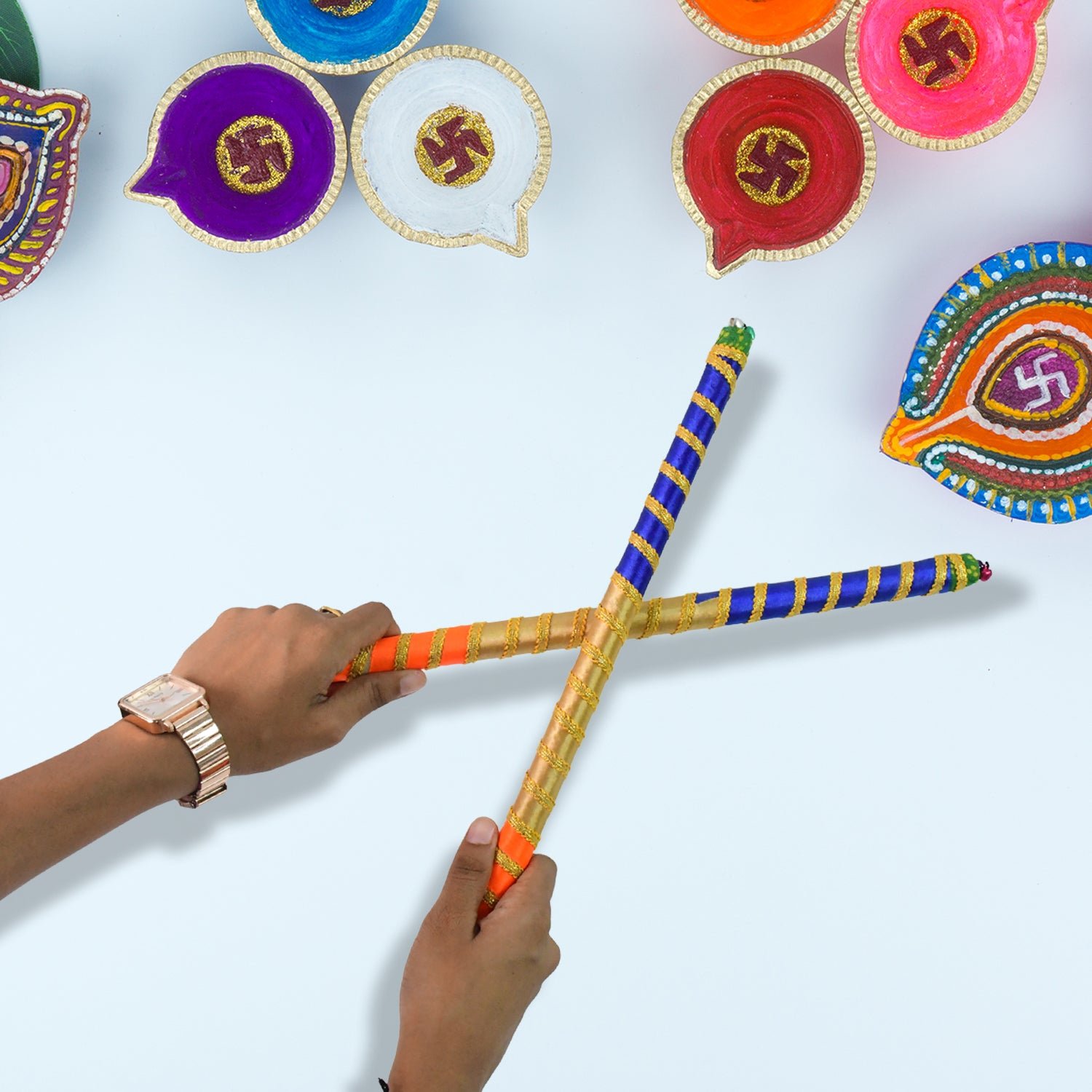 Decorative Dandiya Sticks – Colorful Pair for Navratri Garba