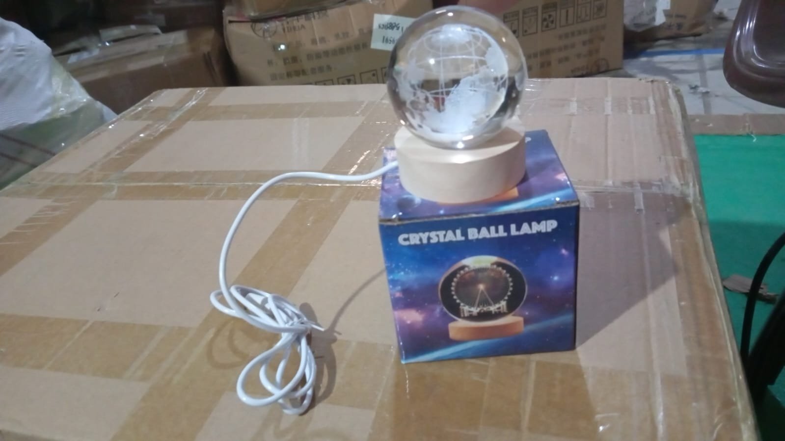 3D Crystal Ball Lamp – World Globe Design, Wooden Base | Indo Glow
