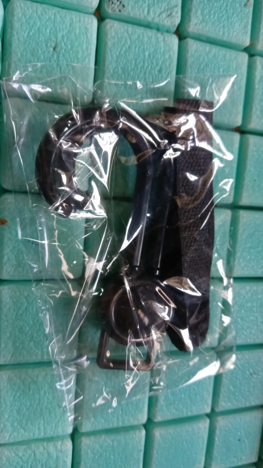 Stroller Hook – 360° Rotating Multi-Purpose Bag Hanger | GlimmerHome