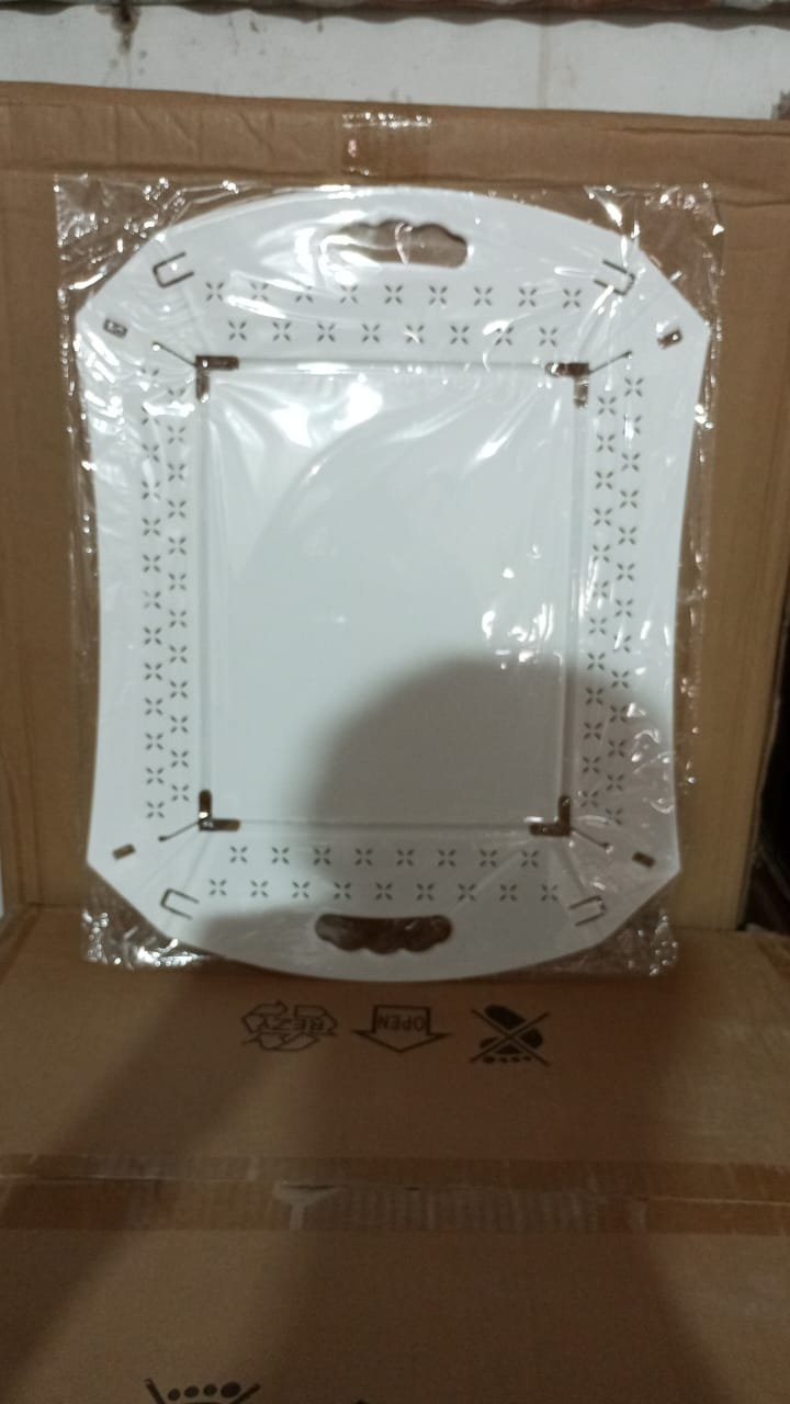 Foldable Serving Tray – Portable Plastic Design | CookAura