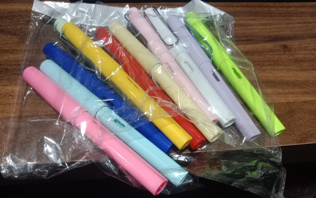Everlasting Magic Pencil – Inkless & Replaceable Eraser