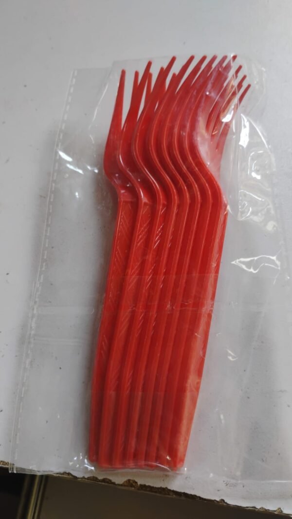 Red Disposable Plastic Forks – Durable & Reusable 8 Pack