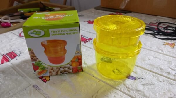 2-in-1 Manual Citrus Juicer & Grinder – Portable & Easy to Use