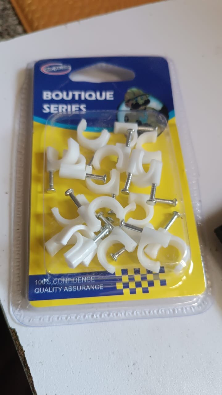 Plastic Cable Clips – Durable Steel Nail Wire Holders, 20 Pcs