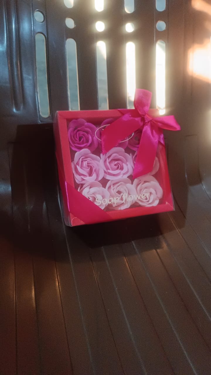 Rose Flower Bath Soap – Floral Scented Gift Set (9 Pcs)