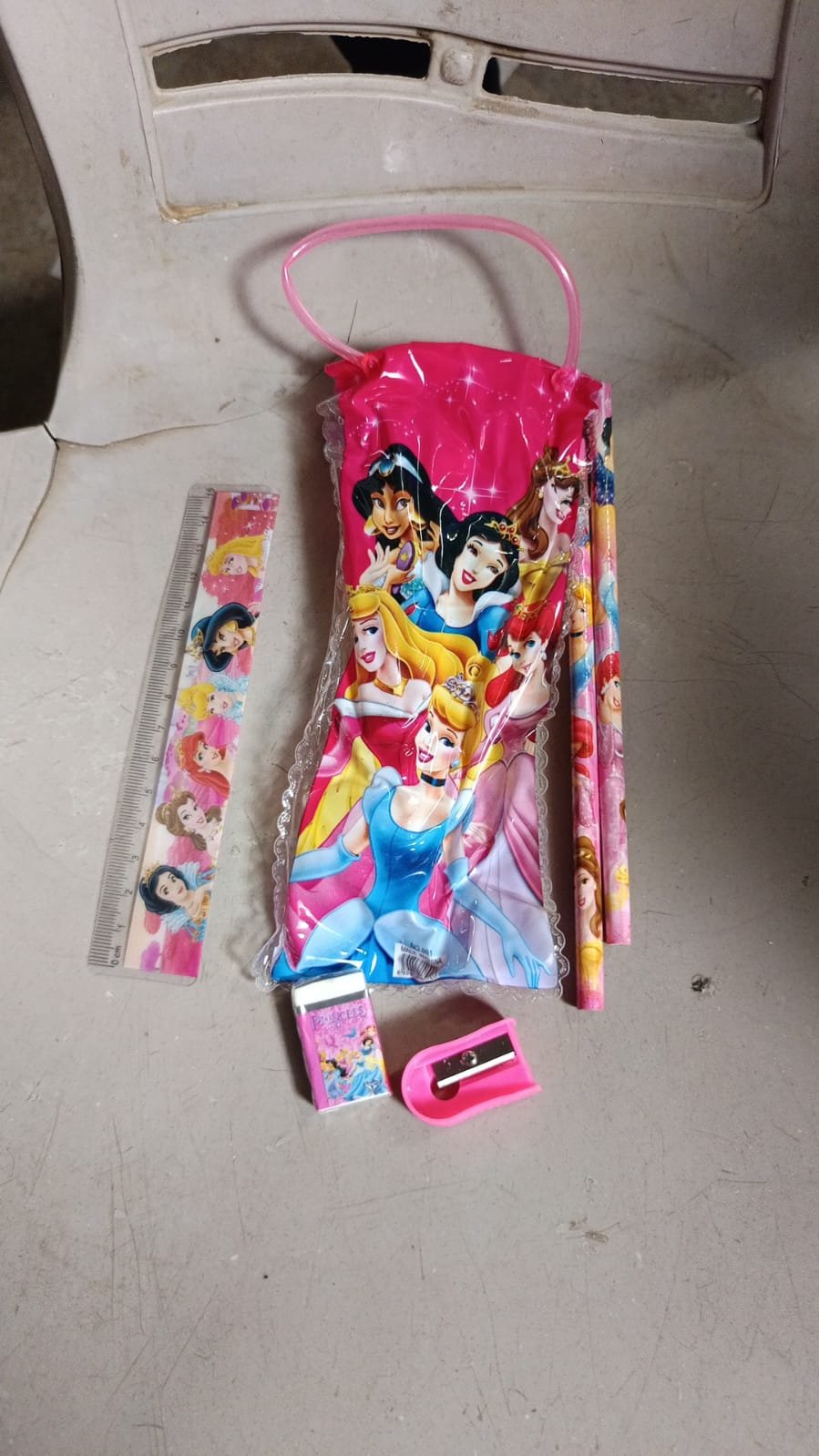 Cartoon Wooden Pencil Set – 5-in-1 Kids Stationery | Writezo