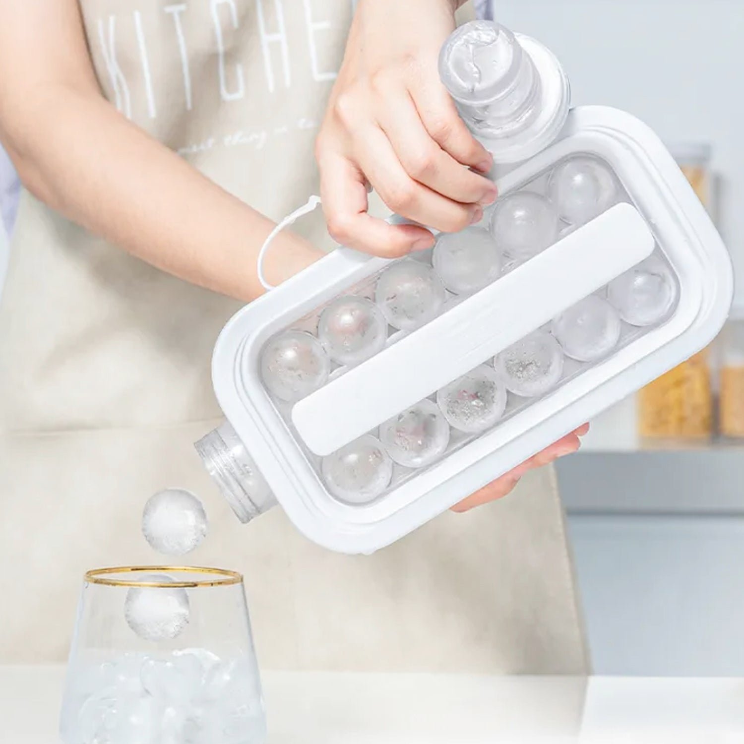 Foldable Ice Tray – 2-in-1 Ice Ball Maker & Bottle | ChefAura
