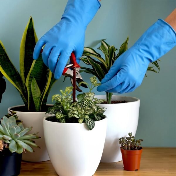 lightblueGloves-03 Waterproof Rubber Cleaning Gloves – Durable & Reusable Kitchen Gloves