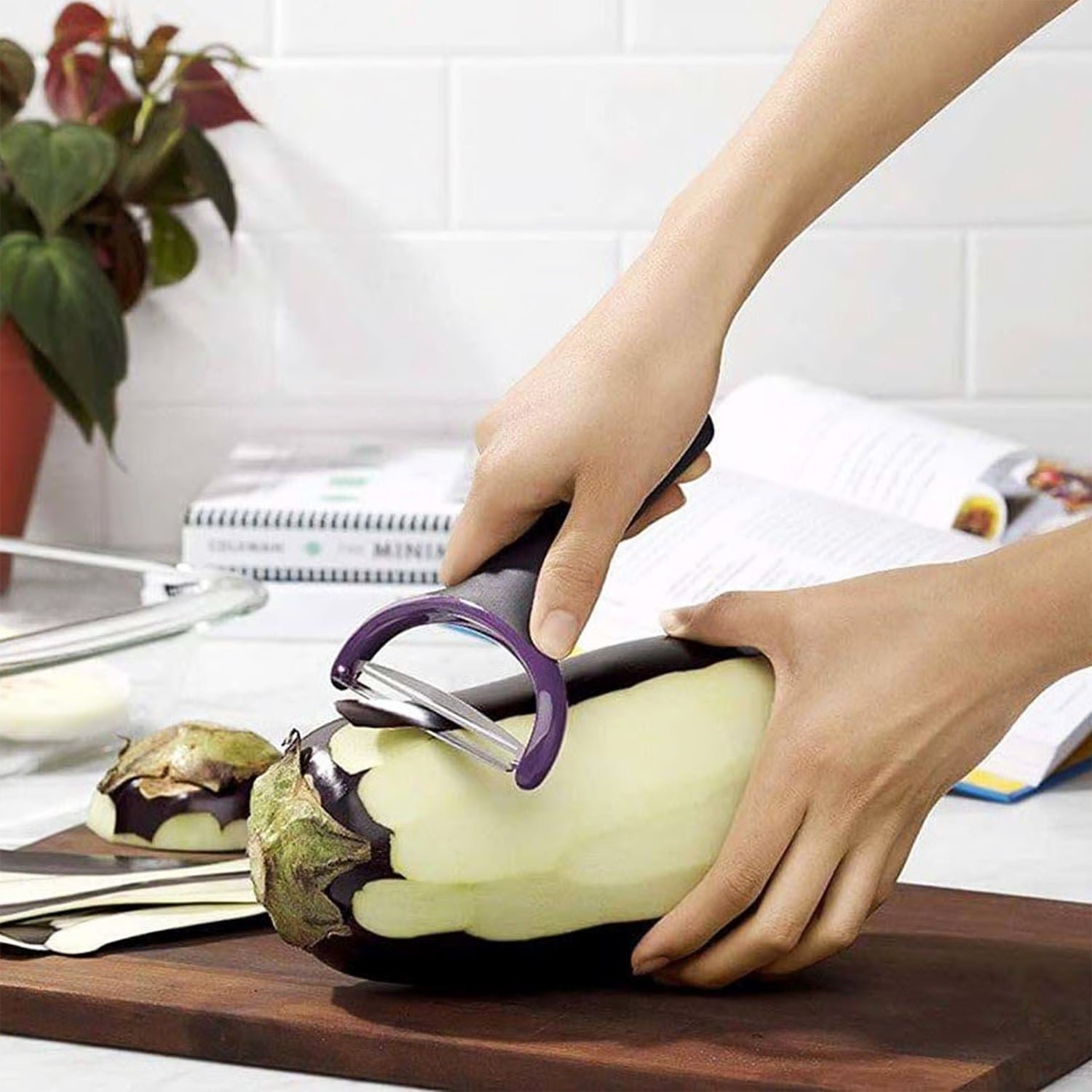Vegetable Peeler – Ultra Sharp Stainless Steel Dual Tone Design