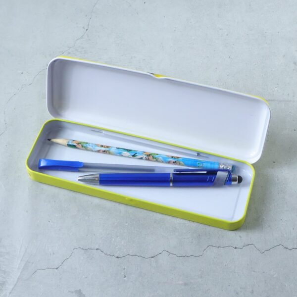 pencilcase-05 Cartoon-themed Metal Pencil Box – Cute & Durable School Storage