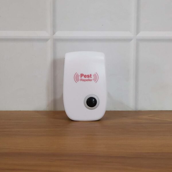 Electric Pest Repeller – Safe Ultrasonic Indoor Pest Control
