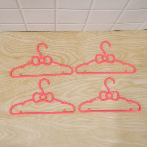 pink-hanger-08.jpg Kids Plastic Clothes Hangers Set of 4 Cute Bow Design Baby Wardrobe (4 Pc Set)