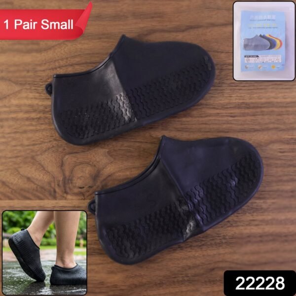 Reusable Waterproof Silicone Shoe Cover, Compact & Non Slip